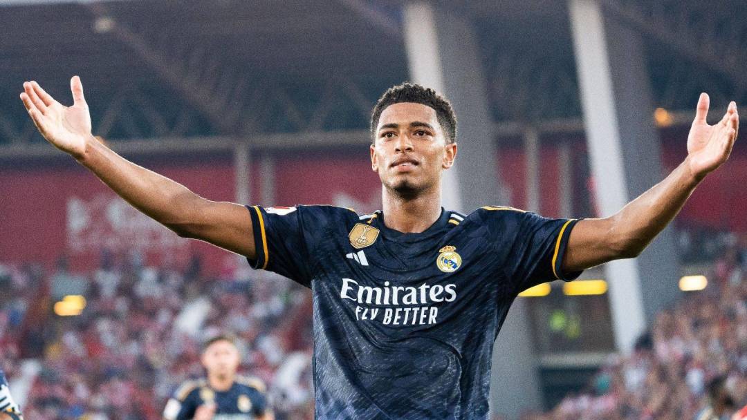 利用长传直 利用长传直